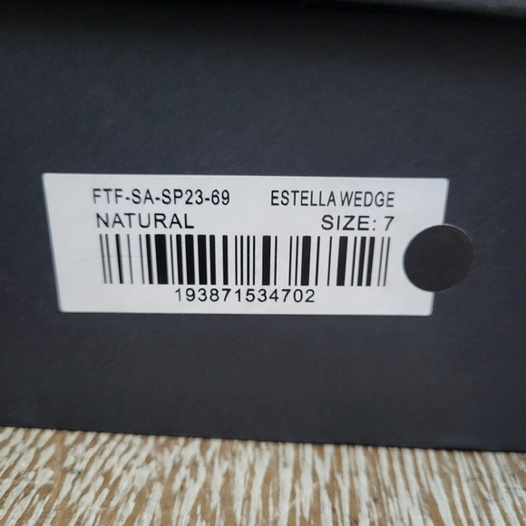 Fashion to Figure Estella Women's Wedge Sandals Open Toe Size 7W - Picture 12 of 13